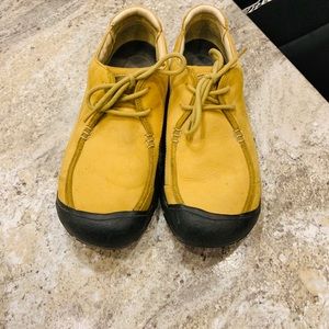 Keen casual shoes